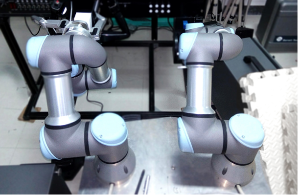 Dual-arm robot under motion capture camera